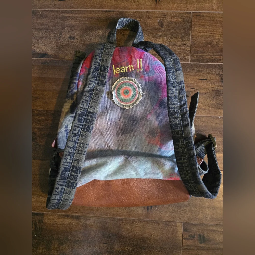 NWOT Desigual Colorful Patterned Small Backpack - Picture 3 of 4
